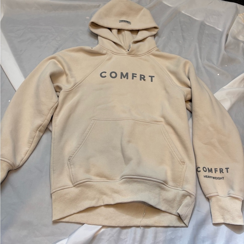 Comfrt Women's Cream Hoodie
